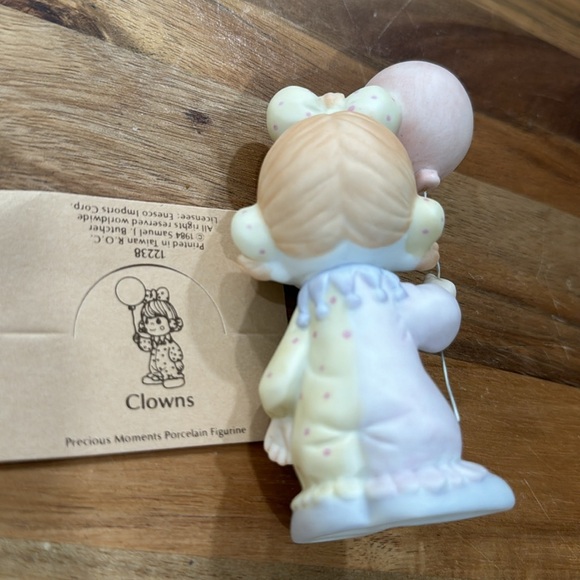 Precious Moments Clowns 12238 1984 - Picture 9 of 12